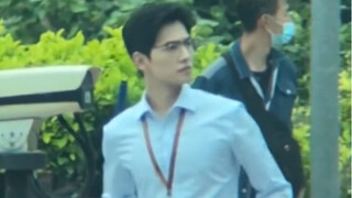 杨洋于途｜已婚男士于途的30秒心动挑战～眼镜/戒指/工作牌/胸肌 有｜想撬墙角(Bushi）｜你是我的荣耀海南路透