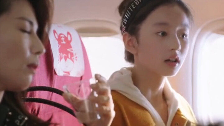 Mẹ đi du lịch Tam Á, con gái lại lén lút đổi vé máy bay