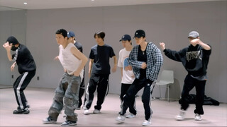 Bốn trung tâm mai sẽ phát phòng tập Love Me Right nhé? Được thôi