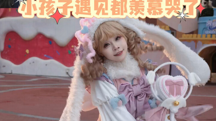 Tiết kiệm tiền vé máy bay nên đến công viên giải trí Trùng Khánh chụp ảnh trước! Gặp rất nhiều em nh