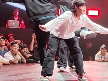 สองเกมที่ดีที่สุดของ Les Twins ในปีนี้
