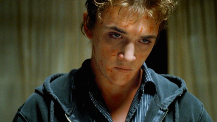 عندما حمل الفتى المصاب بالسرطان في مرحلته الأخيرة الفأس، ارتجفت جميع الأرواح الشريرة في المنزل المسك