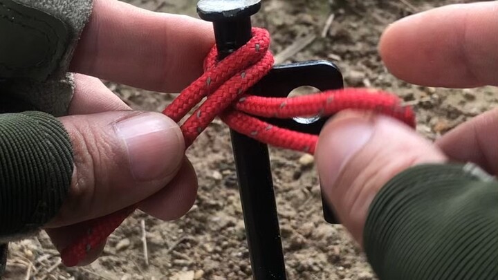 Super simple rope skill for survival bushcraft #knotshort