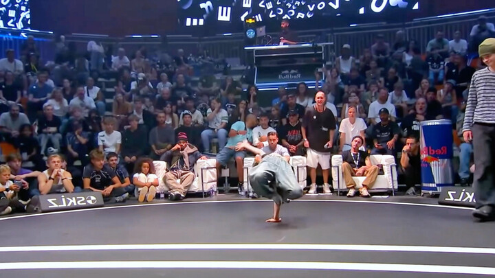 Chinese kid Xin Yue blew up the stage in Switzerland, letting Europe discover Chinese street dance #