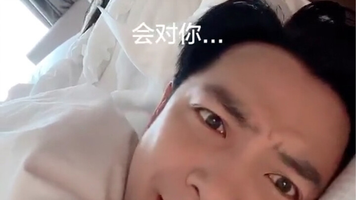 Beijing benar-benar dingin banget!! Aku terus molor nggak mau bangun, malah masih syuting video, dia