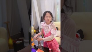 唐舞桐和唐老六感情真好~#斗罗大陆 #唐老六 #唐舞桐