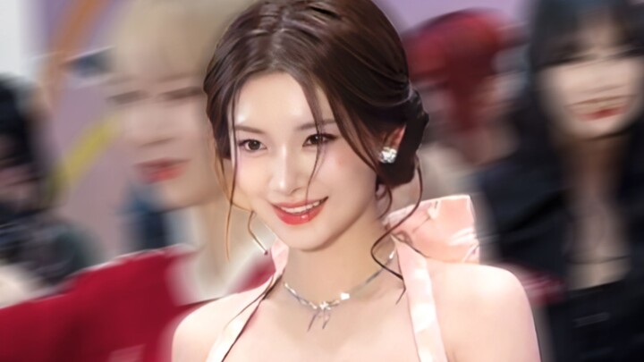 Peri Kembali ke Istana! Wang Yiren Menari mengikuti lagu WE GO+Dreams Come True+SLAY