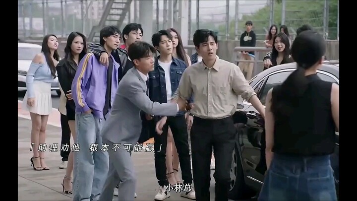 ชายผู้ใช้รถตู้เอาชนะรถสปอร์ต! พละกำลังไม่เป็นที่ทราบ ยิ่งเจอคู่แข่งแรงก็ยิ่งแกร่ง กดคันเร่งทีเดียวก็