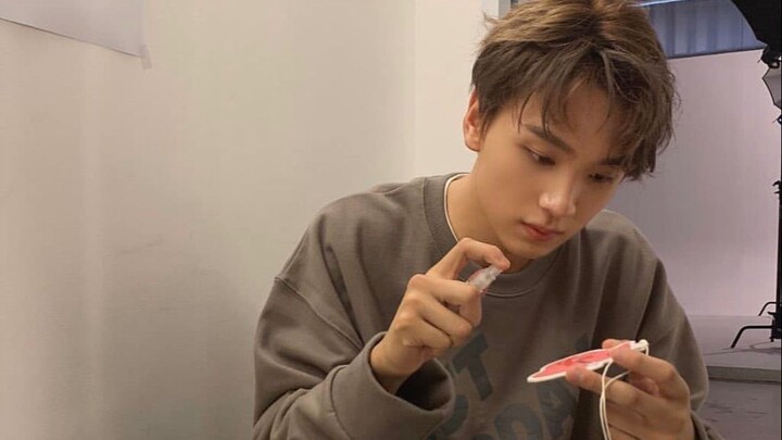 “Li Kaichan” Xiao Hai is truly a warm, touching, and pitiable little kid #1