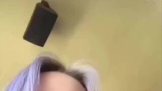 Billie Eilish tiết lộ trải nghiệm xấu hổ của cô khi phải đến bệnh viện để xét nghiệm nước tiểu, điều