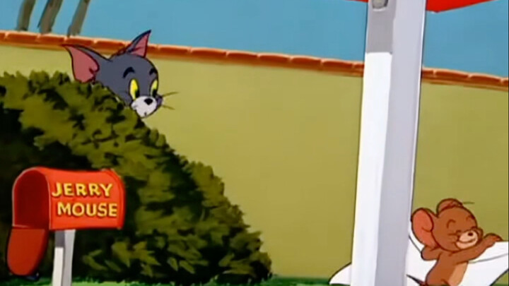 Haha, they each have their own mailbox—one for Tom, and one for this old sneaky guy!