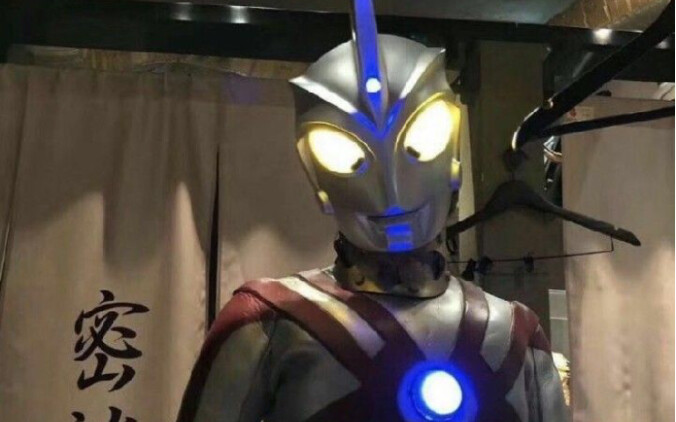 He is worthy of being the little prince of light, only focusing on skills and no nonsense!