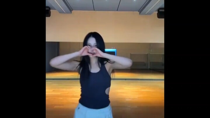 Jang Gyu-jin: “Rui, did I dance well?” (bang bang!)