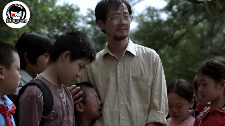 معلّم أعرج يُدرّس بالنيابة لمدة 15 عامًا ولا يحصل إلا على راتب قدره 105 يوان! فيلم درامي صيني.