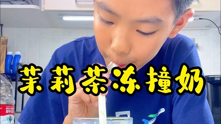 Milk with jasmine jelly—homemade is just so much better!