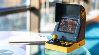 Cận cảnh mod máy: Sát thương tuổi thơ! Liệu trên chiếc máy arcade mini cao hơn iPhone một chút, có t