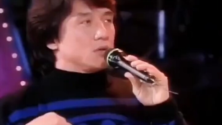 Hóa ra thu nhập của anh cả Thành Long đã cao đến thế từ năm 1992 rồi.