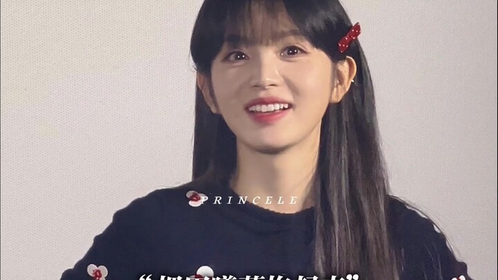 总能从薇薇小狗的眼神里品出一丝酸涩