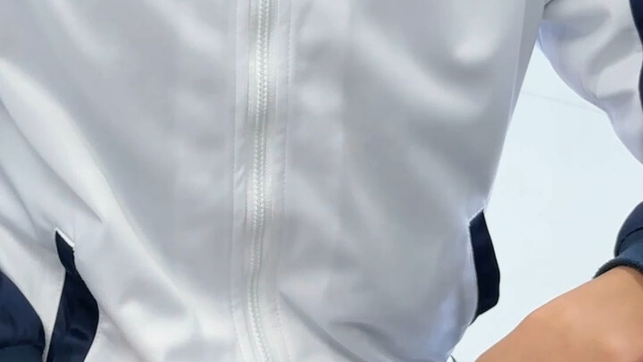 Ibu, aku mau kembali ke sekolah menengah umum!