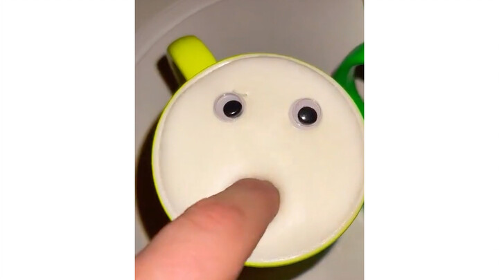 成精了！卡布基诺说话了