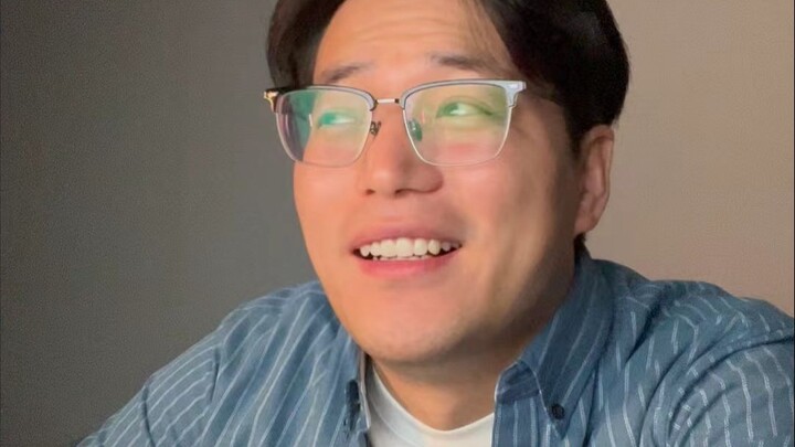 ครูภาษาจีนแก้คำตอบจนเหลือเชื่อ↑