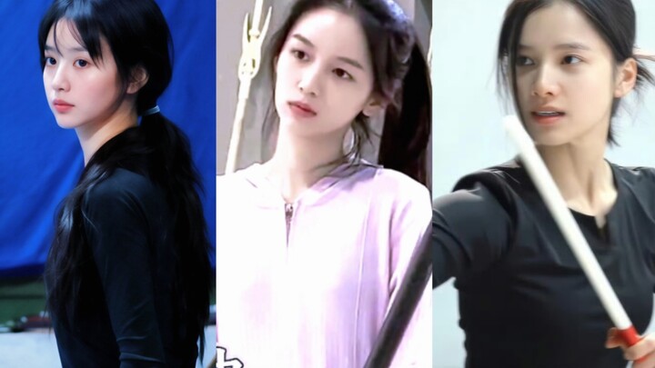 Does anyone understand these vivid moments? She’s charming even without makeup!
