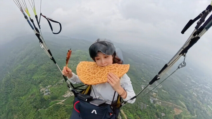 Everything You Need to Know About Paragliding Pilots’ Food, Drink, and Daily Needs