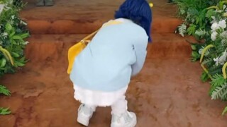 When I came in, I saw Hinata going to the toilet.