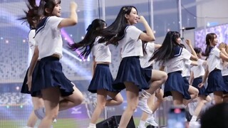 Full of energy cheering you on, cheerleading girls' performance 7