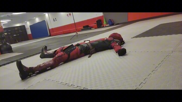 مجموعة من الأخطاء في معارض الأنمي!