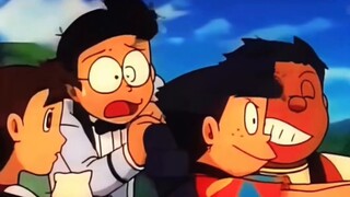 Saat Doraemon tiba, Nobita menyiapkan permainan catur besar.