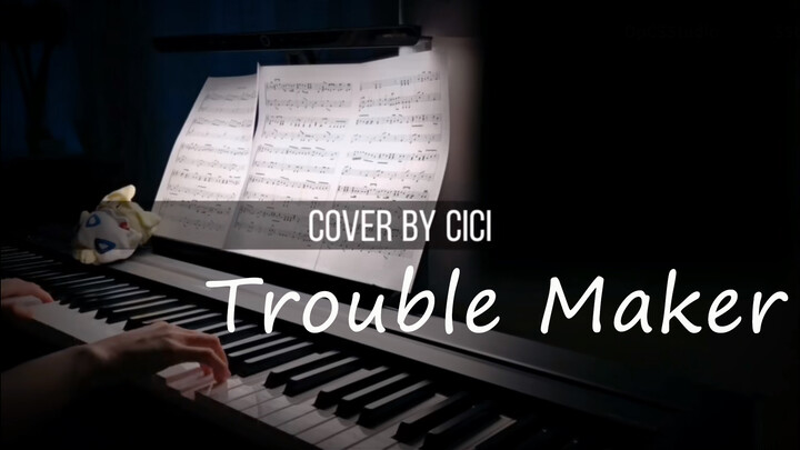 Lagu "Trouble Maker" yang indah dalam versi piano yang lembut.