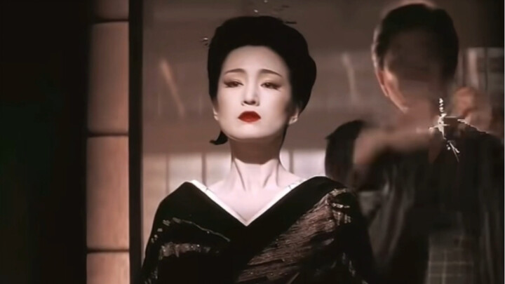 Cười chết mất thôi… Ai dám tiếp quản vị trí của cô ấy chứ? Lưu Hạo Tồn à? Căn bản là không thể gánh 