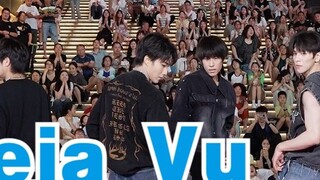 [การแสดงของกลุ่ม Chengdu BZ Limited] Deja vu- TXT (Kpop ในที่สาธารณะ Sanli Plaza&BZ Roadshow)