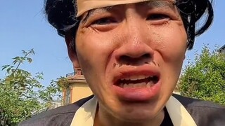 Ketika saya melakukan perjalanan melalui waktu dan menjadi Liu Bei