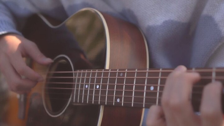 What kind of notes can the eye see? The plucking of the strings is clearly visible Violet Evergarden