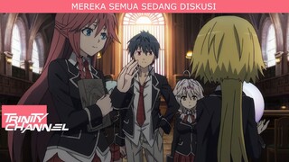 SEDANG DISKUSI APA YA KIRA KIRA ?