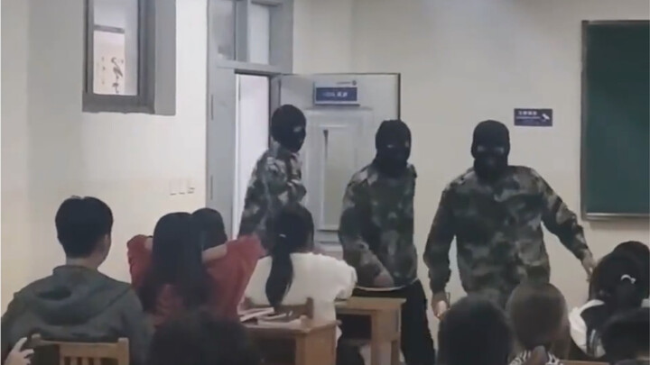 These days, even robbers know that knowledge changes your destiny.