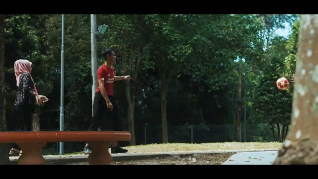 Perempuan golddigger