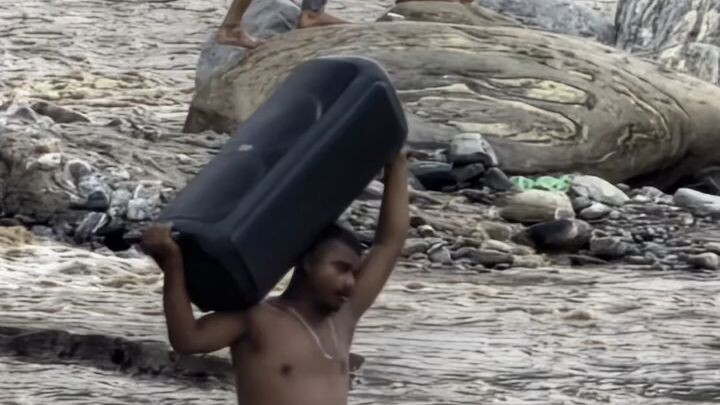 bahubali 🤣