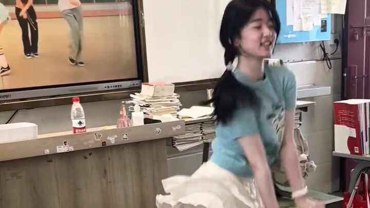 [Huangpu No. 1 Middle School]: The winds of K-pop dancing have swept across the campus.