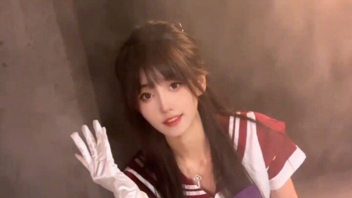 [No. 224: It’s Yiran!] Long legs, a tiny waist—such an eye-catching beauty! — Part of the “Collect A