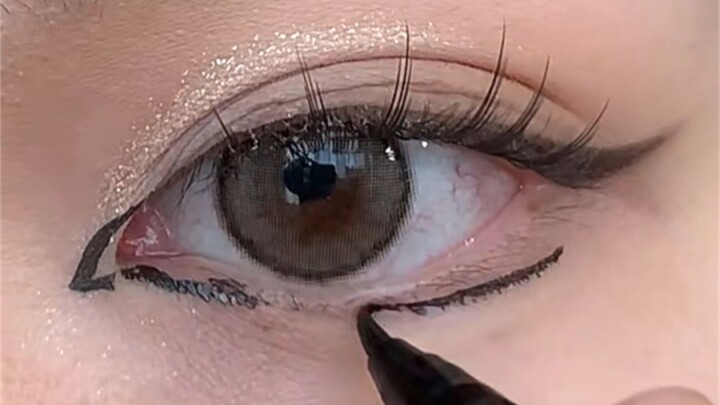 Có giống góc mắt bạn vẽ lần đầu không? (Kèm hướng dẫn cách vẽ đúng)