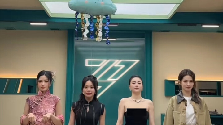 【陈昊宇】好雨本想表演一个人机小猫，结果因为太可爱而暴露了