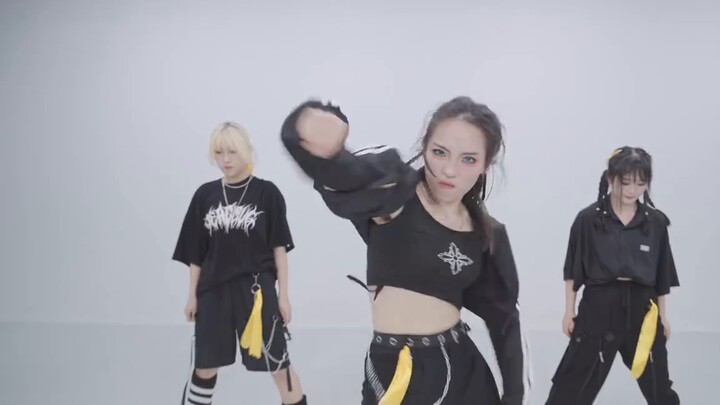 If no one feels any pain, then dance to "Inferior Superior". After the dance, my whole body will ach