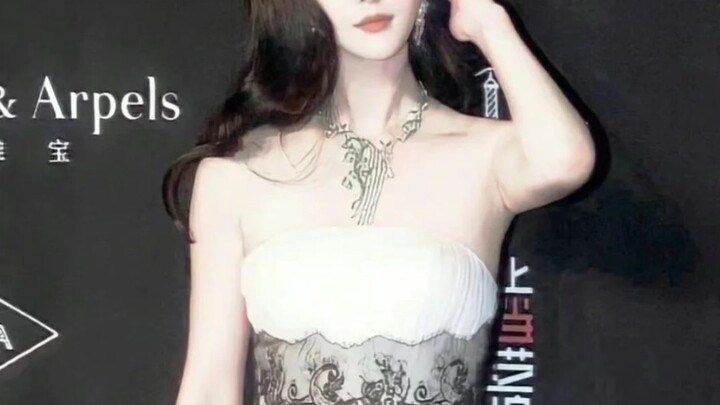 Liu Yan: "Her appearance will make all female stars lack confidence"