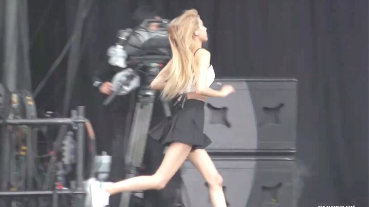 ฉากจากมังงะ 190818 Summer Sonic【ROSÉ ถ่ายสด】WHISTLE เวอร์ชันญี่ปุ่น