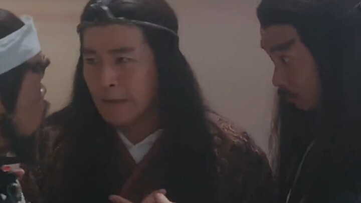 جي قونغ، لكنه يمثّل ثلاثة آلاف من مياه الضعف.