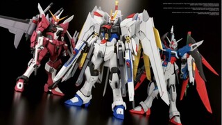 Self-scanned HOBBY JAPAN เมษายน 2024 ส่วน Freedom seed ของ Gundam, ตัวอย่างการผลิต Extraordinary Str