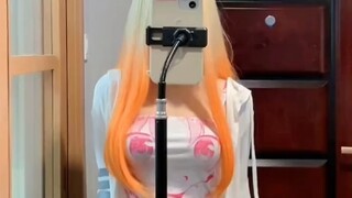 好巧啊彦祖，你也来学跳舞啊